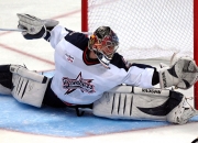 开云体育视频直播-拉文里程碑之夜献绝命三分，老鹰展翅提前终结黄蜂悬念