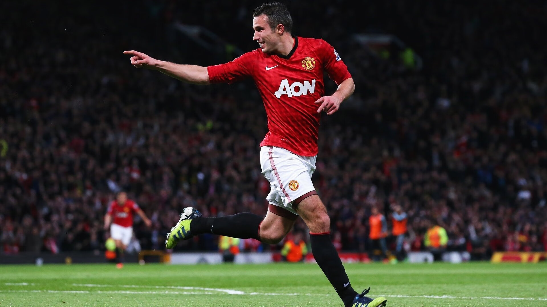 阿坎吉一锤定音，伊朗对阵卡塔尔的绿茵火种之战