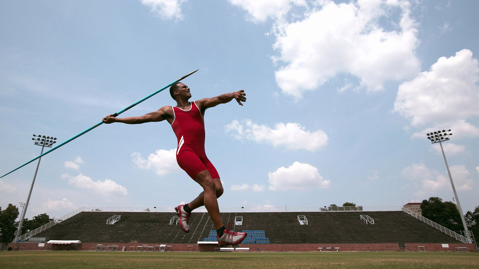 当拜仁的钢铁洪流碾压韩国防线，伊布用一粒进球点燃了整个赛场